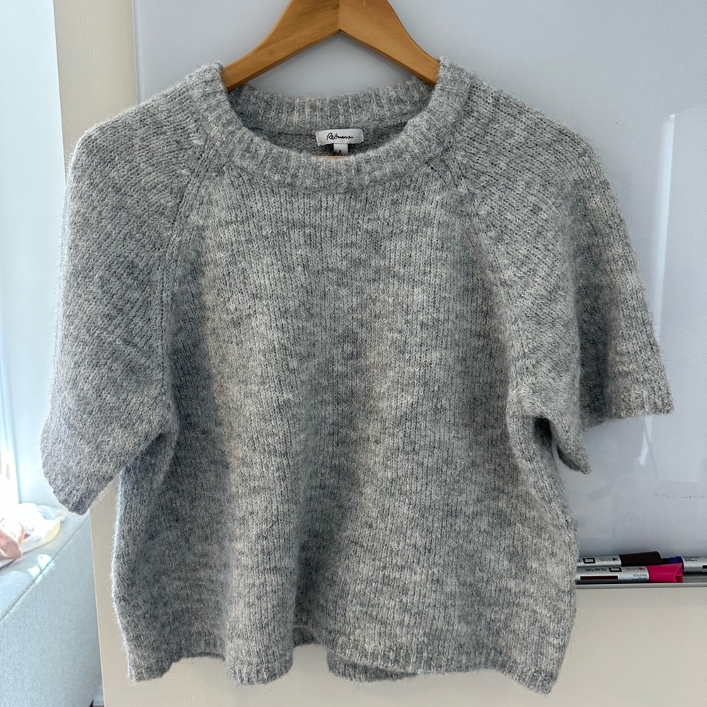 Reitmans Light Grey Short-Sleeve Crew Knit Sweater